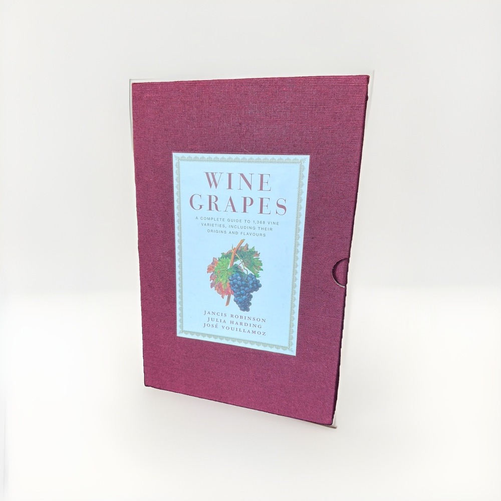 Wine Grapes Jose Vouillamoz, Julia Harding & Jancis Robinson 1st Ed 1st Printing